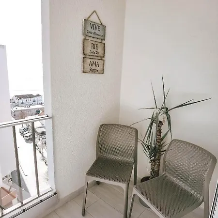 Apartment Rocha Vista Mar Dubai *