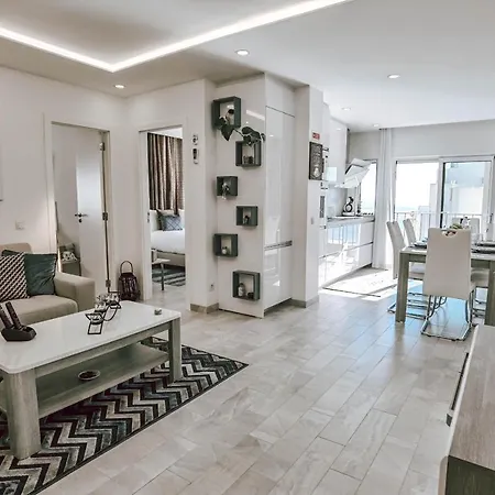 Rocha Vista Mar Dubai * Portimão