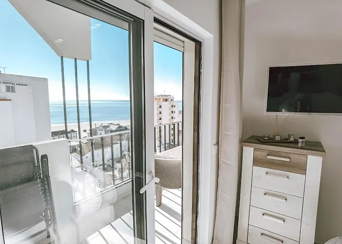 Apartment Rocha Vista Mar Dubai *